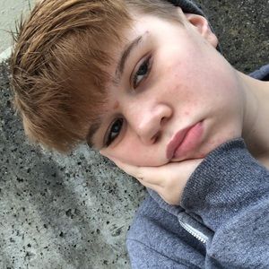 hi i’m jaydon and i want to sell you stuff